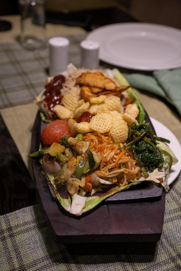Barsana Boutique Hotel - Pure Vegetarian Calcutta  Esterno foto