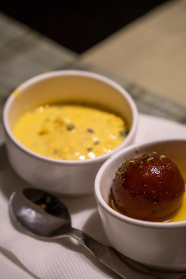 Barsana Boutique Hotel - Pure Vegetarian Calcutta  Esterno foto
